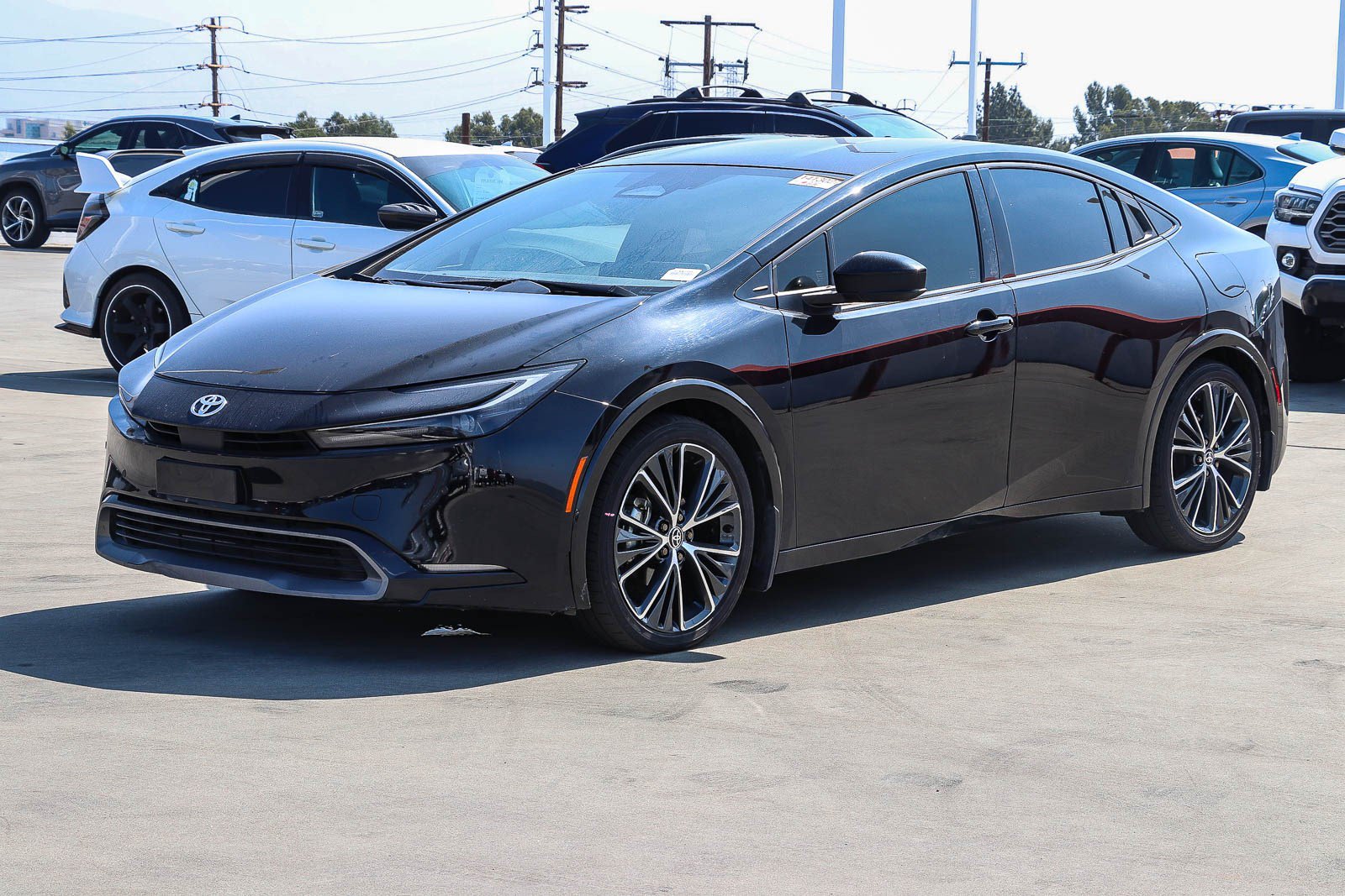 Certified 2024 Toyota Prius XLE FWD image 3