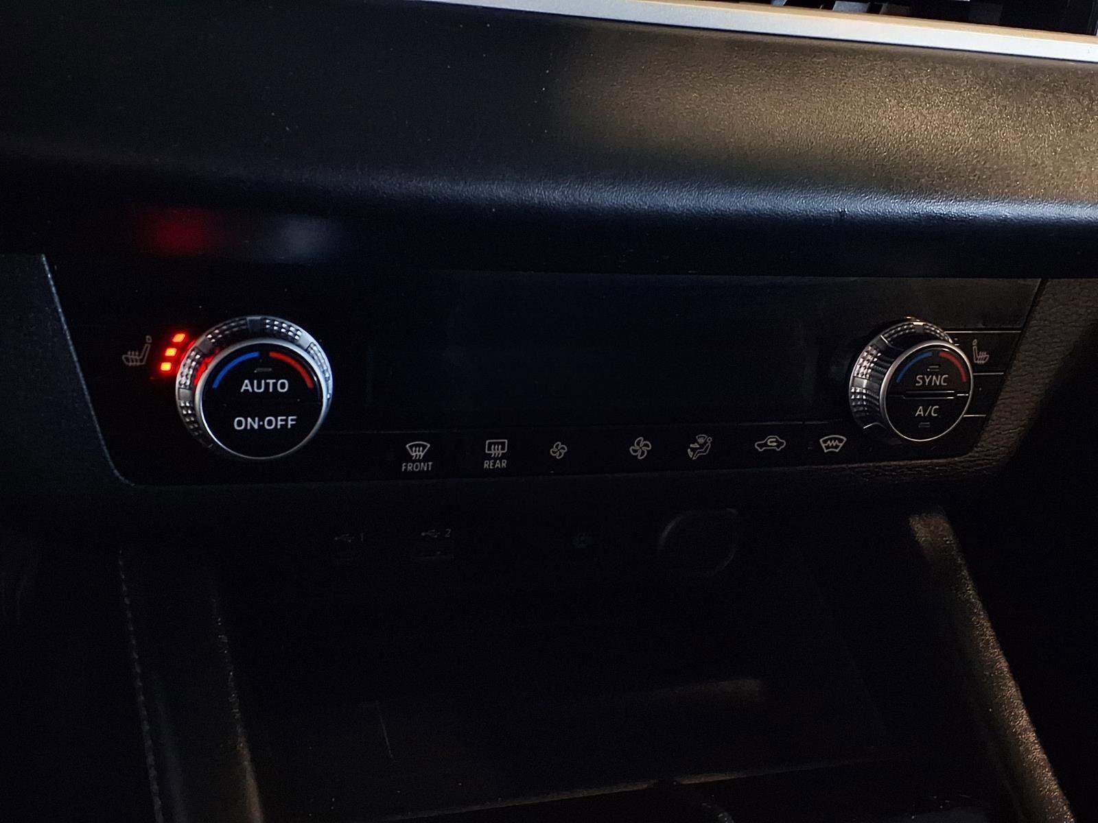 Used 2022 Mitsubishi Outlander SE image 22