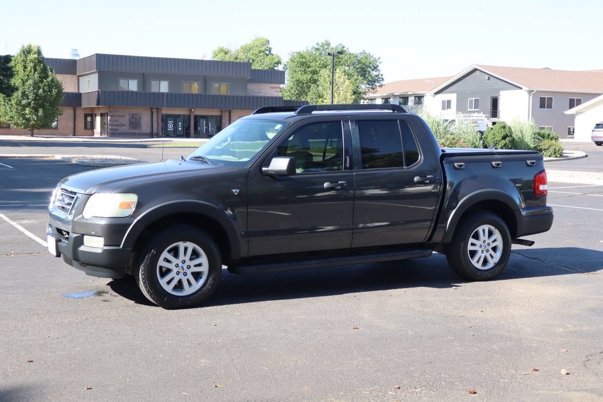 Used 2007 Ford Explorer Sport Trac XLT AWD/4WD image 10