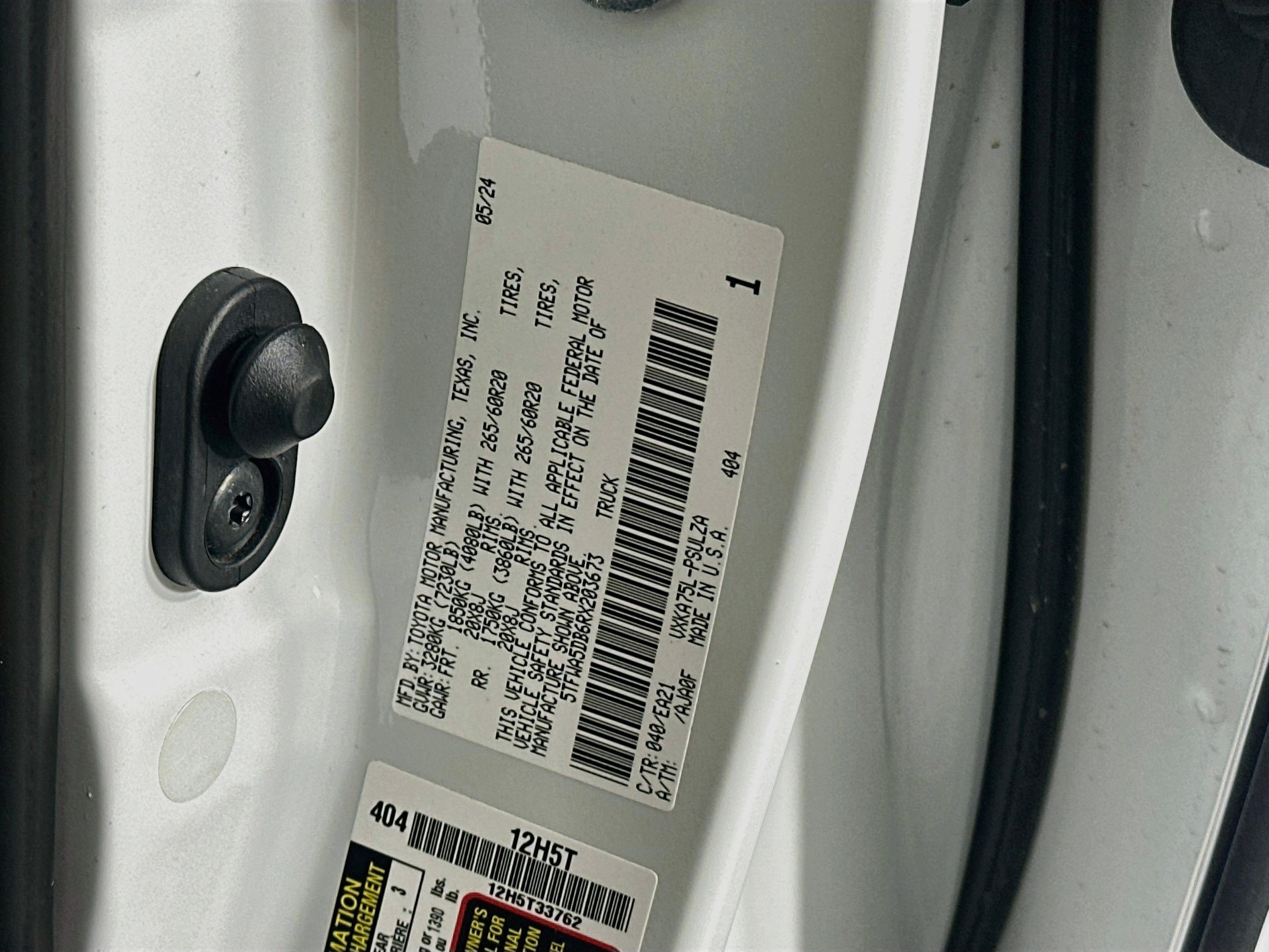 Used 2024 Toyota Tundra Limited AWD/4WD image 12