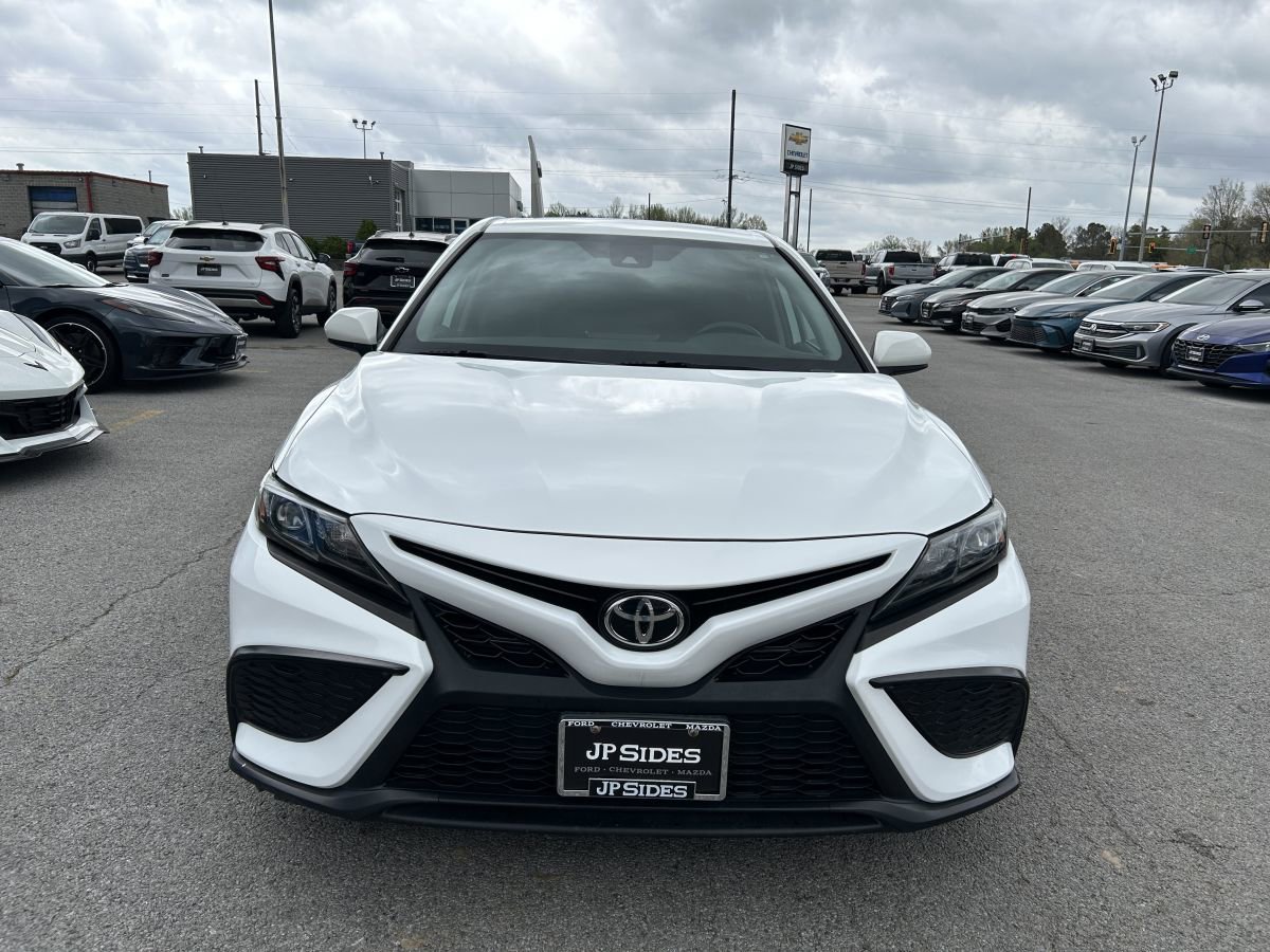 Used 2021 Toyota Camry SE image 7