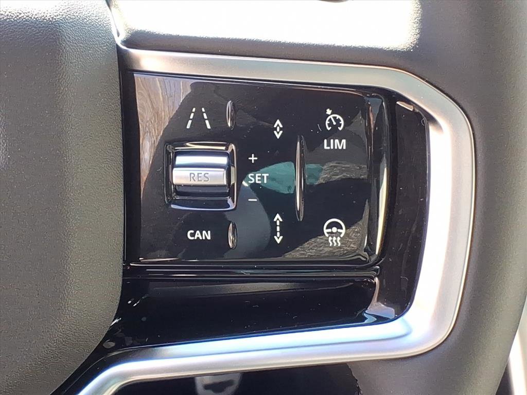 New 2026 Land Rover Discovery Sport Landmark image 15