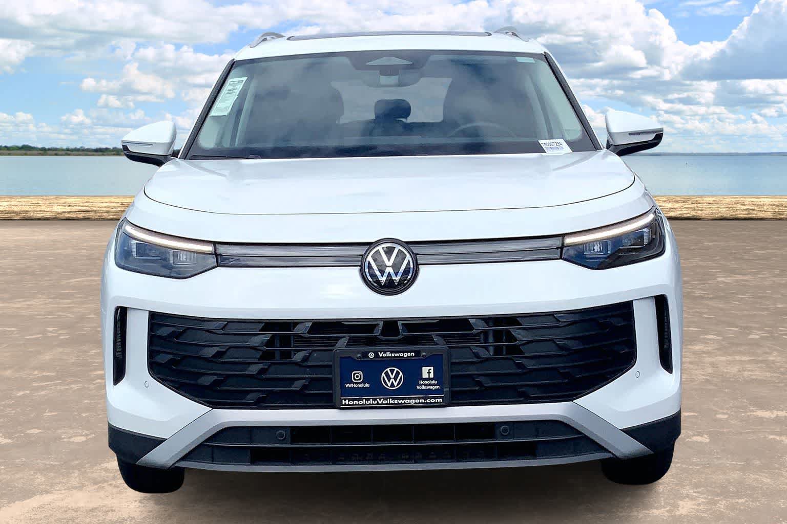 Certified 2026 Volkswagen Tiguan SE FWD image 6