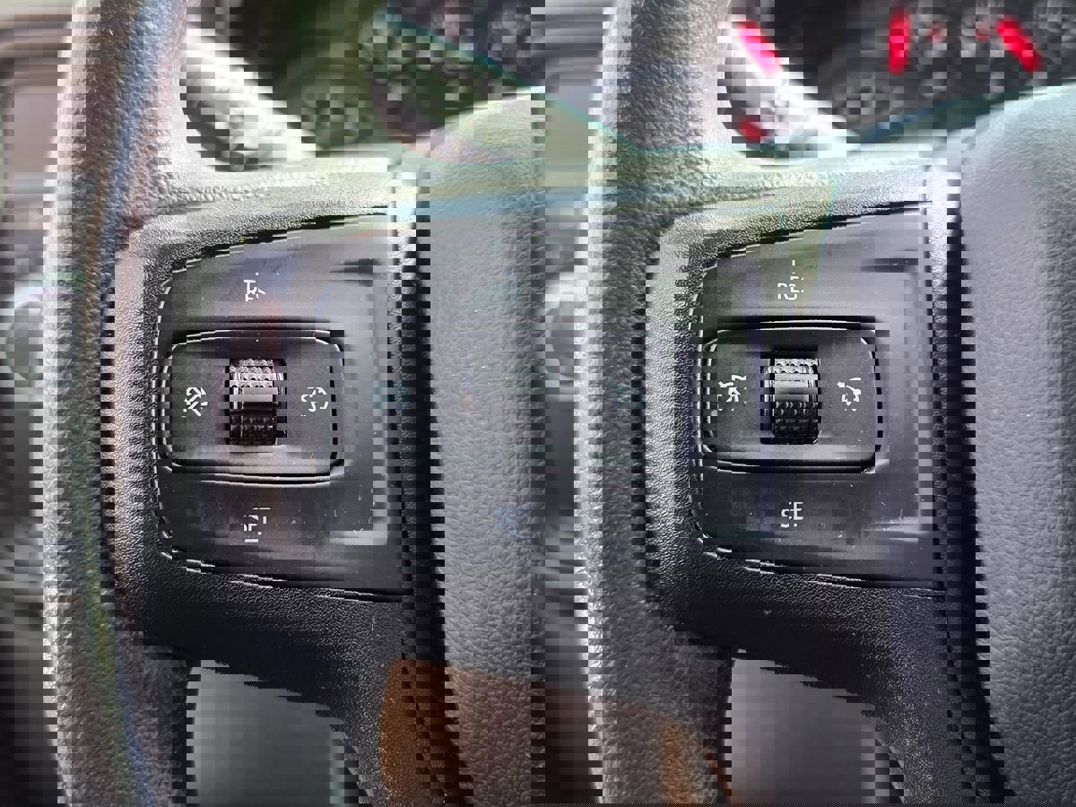 Used 2021 Chevrolet Silverado 1500 Custom image 30