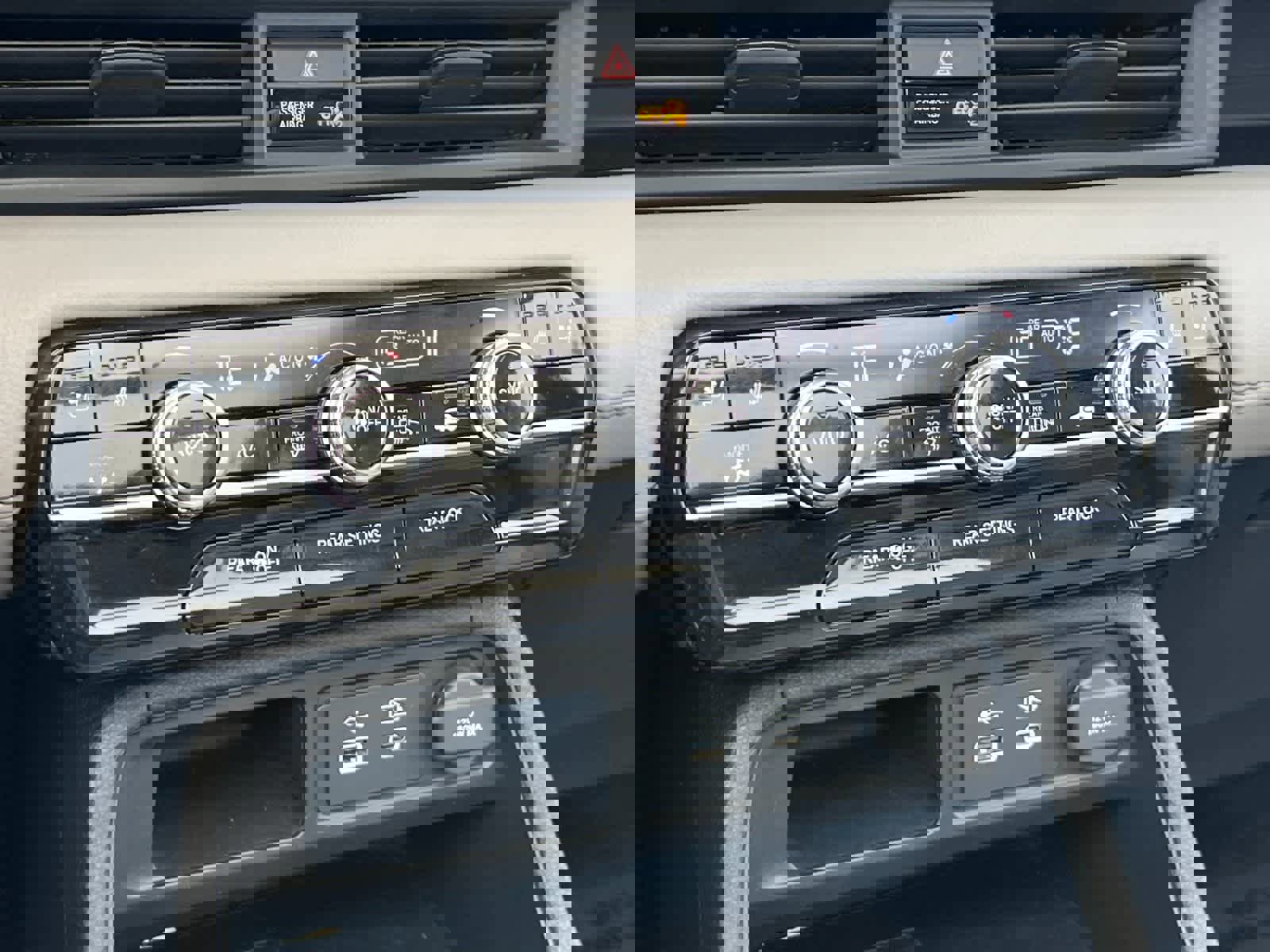 Used 2023 Honda Pilot Elite image 21