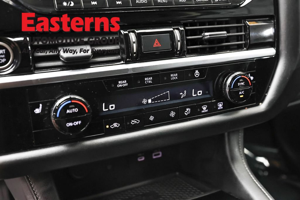 Used 2023 Nissan Pathfinder SL w/ Lighting Package (N92) AWD/4WD image 19