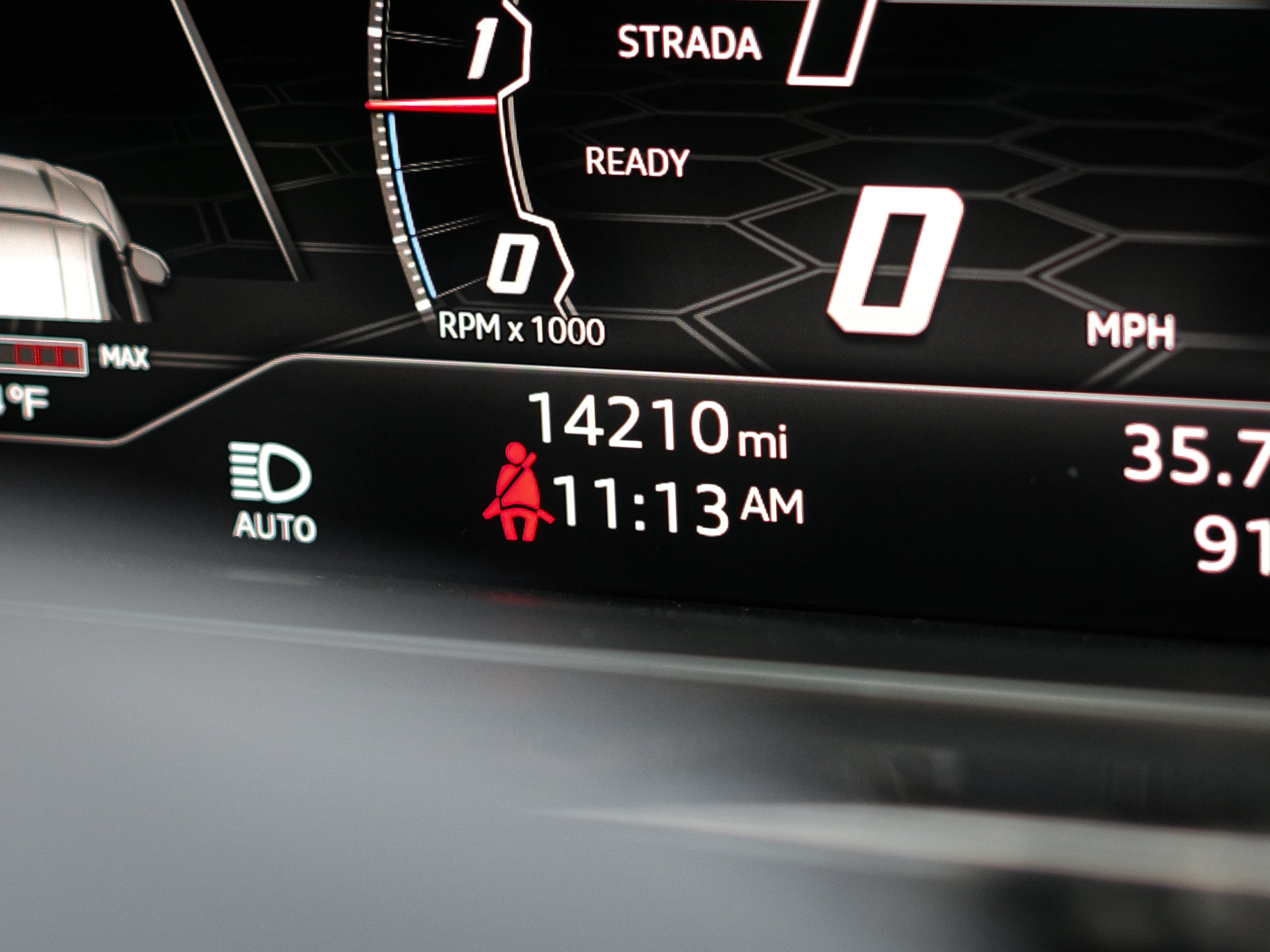 Used 2022 Lamborghini Urus AWD/4WD image 23