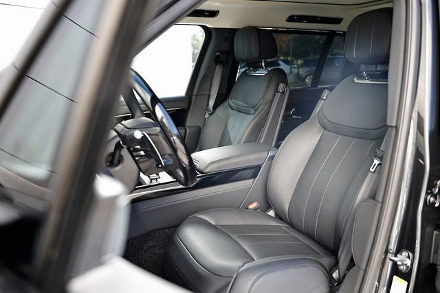 New 2025 Land Rover Range Rover Long Wheelbase SE AWD/4WD image 21