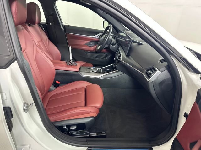 Used 2023 BMW i4 eDrive35 w/ Premium Package image 27