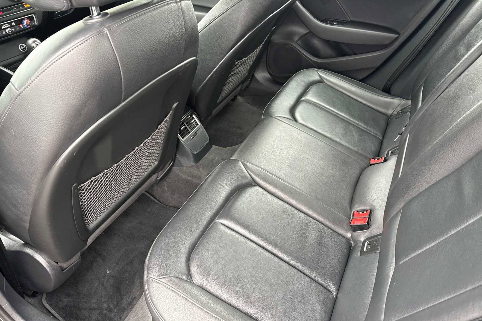 Used 2019 Audi A3 2.0T Premium image 40