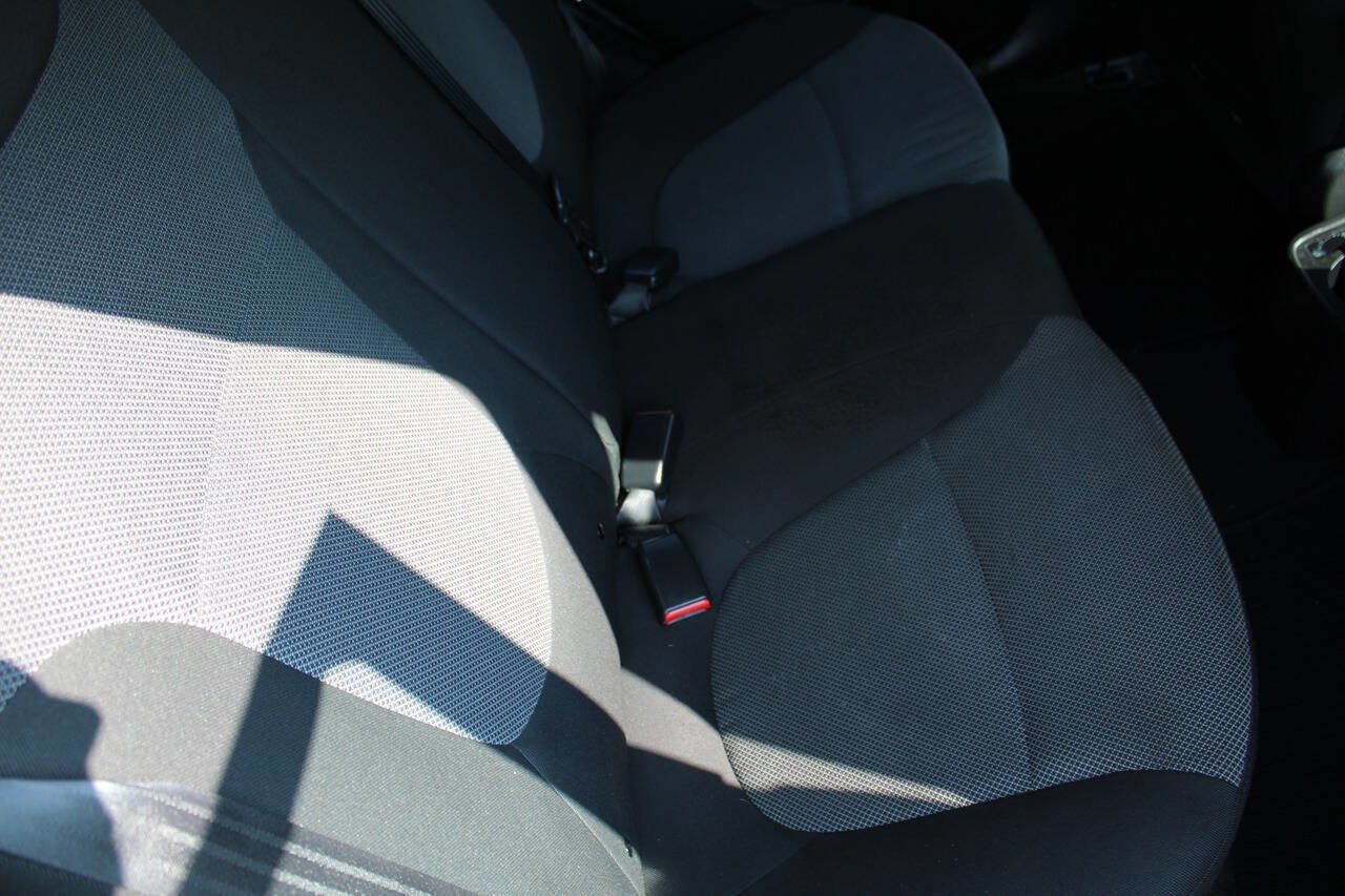 Used 2014 Hyundai Accent GS image 31