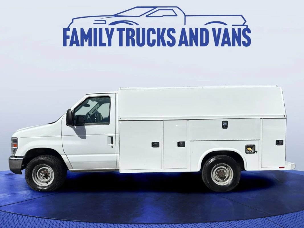 Used 2019 Ford E-350 and Econoline 350 Super Duty w/ Power Windows & Locks Group RWD image 3