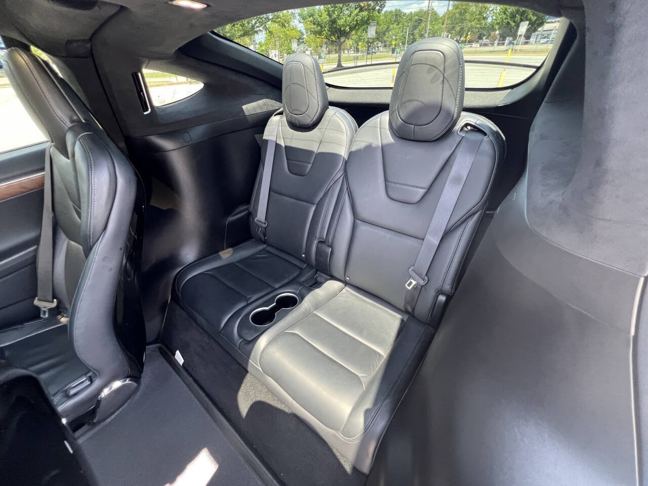 Used 2017 Tesla Model X 75D AWD/4WD image 10
