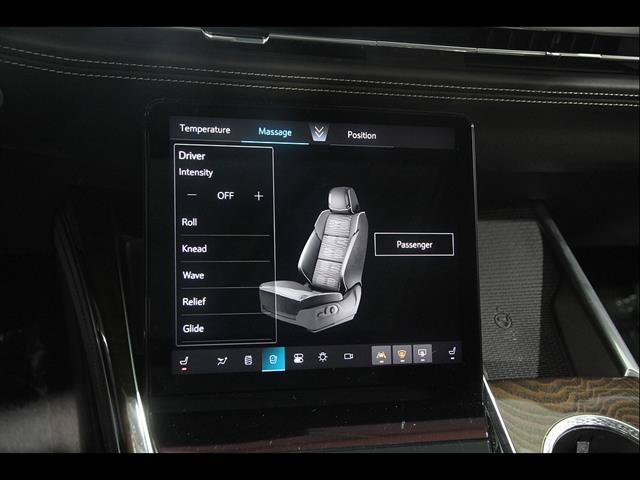 Used 2025 Cadillac Escalade Sport Platinum w/ LPO, Floor Liner Package AWD/4WD image 18