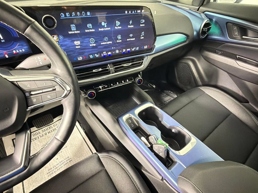 Certified 2024 Chevrolet Equinox EV LT FWD image 19
