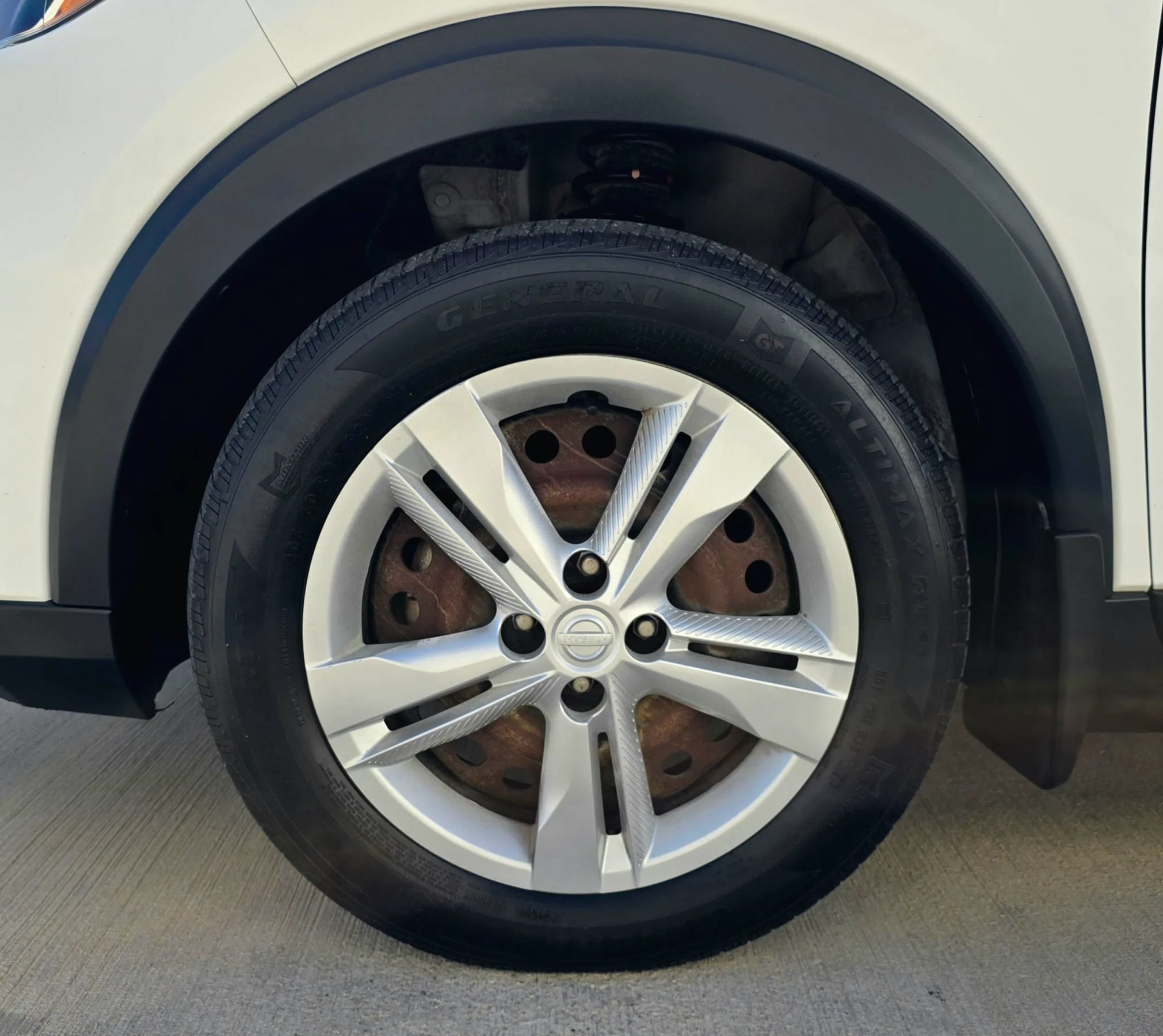 Used 2018 Nissan Kicks S w/ Exterior Package FWD image 44