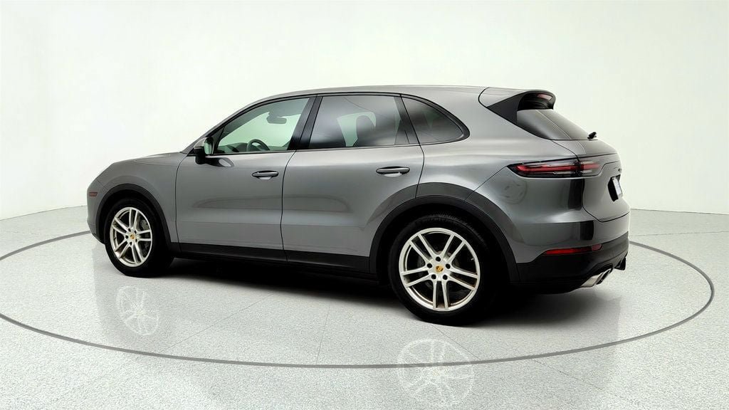 Used 2019 Porsche Cayenne S w/ Premium Plus Package AWD/4WD image 7