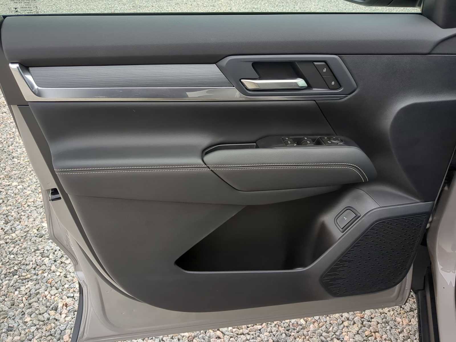 New 2026 GMC Terrain Elevation w/ Elevation Premium Package image 11