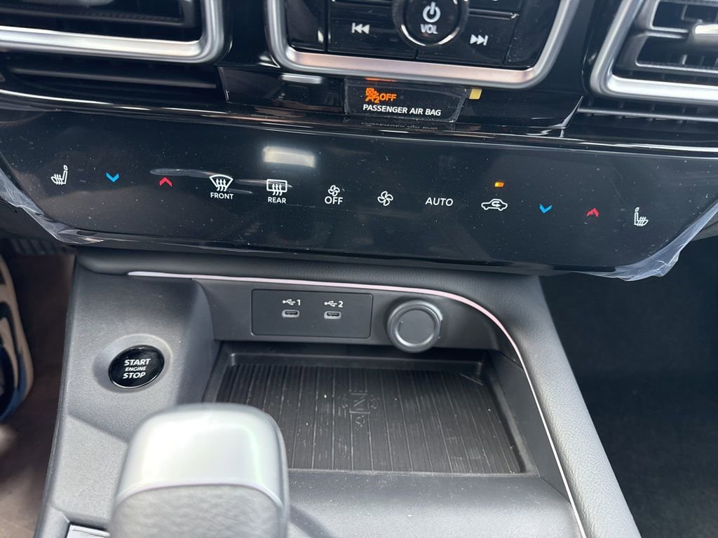 New 2026 Nissan Sentra SR w/ SR Premium Package image 17