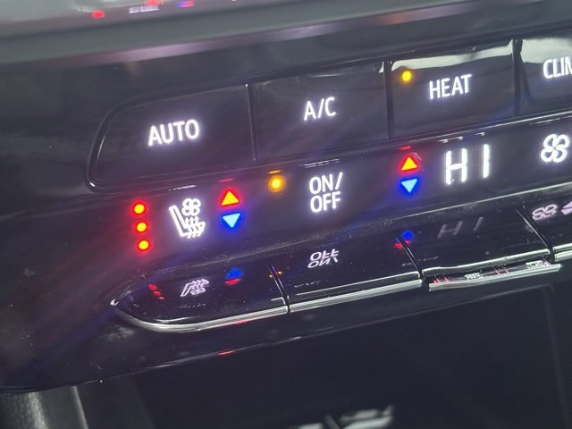 Certified 2023 Chevrolet Bolt EUV Premier image 29