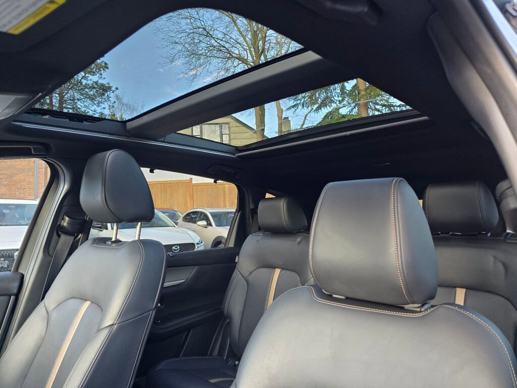 Certified 2024 MAZDA CX-90 Plug-In Hybrid w/ Premium Plus image 24