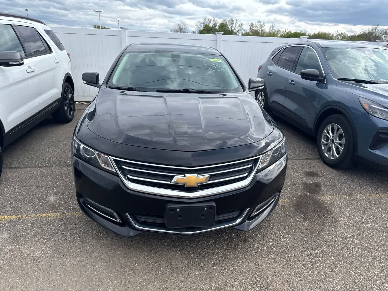 Used 2019 Chevrolet Impala LT FWD image 22