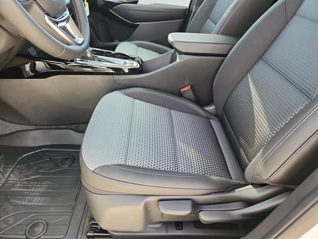 New 2026 Chevrolet Trax LT w/ Driver Confidence Package FWD image 8
