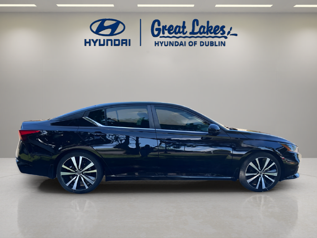 Used 2022 Nissan Altima 2.0 SR FWD image 5