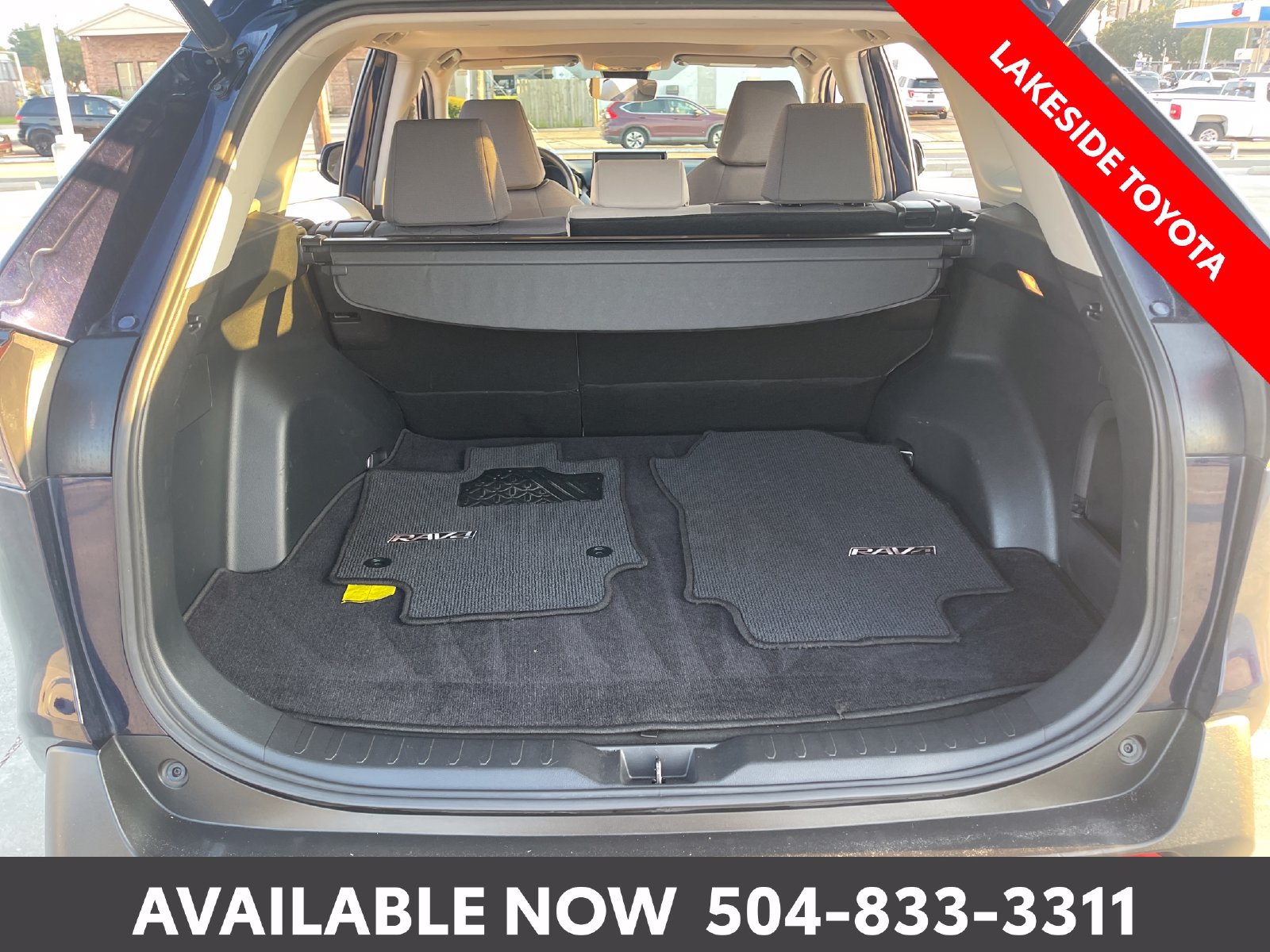 Used 2021 Toyota RAV4 XLE w/ Convenience Package AWD/4WD image 19