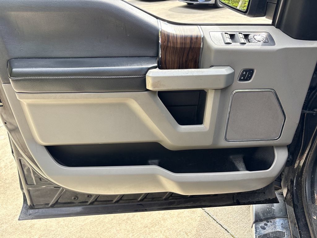 Used 2018 Ford F150 Lariat AWD/4WD image 16