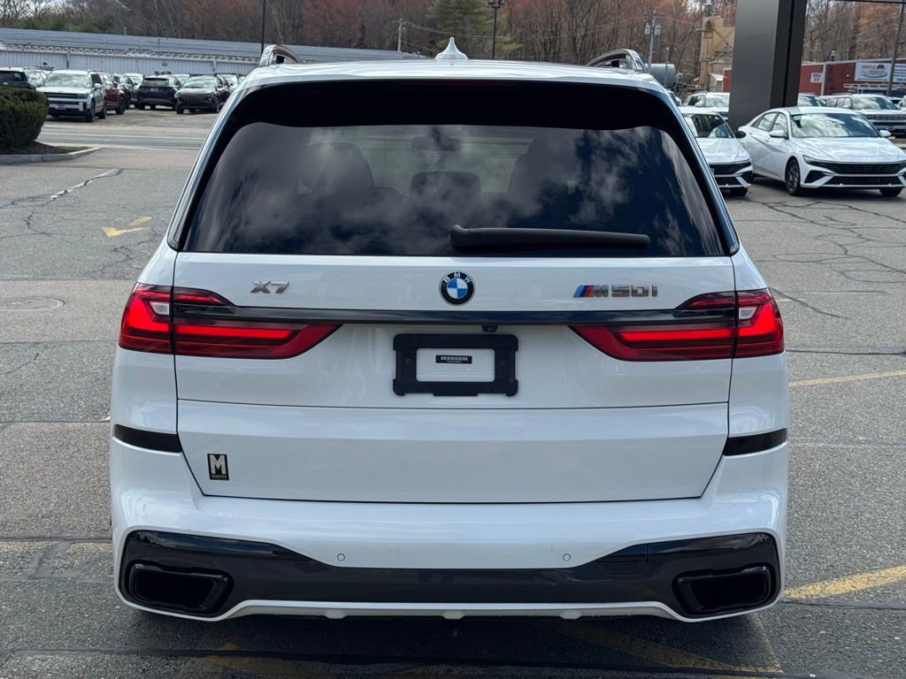 Used 2020 BMW X7 M50i w/ Executive Package image 5