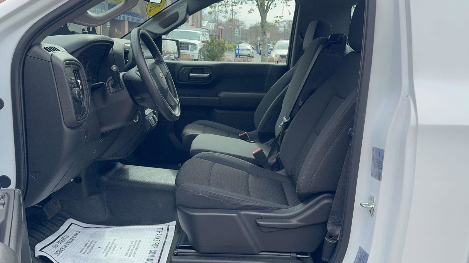 Used 2025 Chevrolet Silverado 1500 W/T image 17