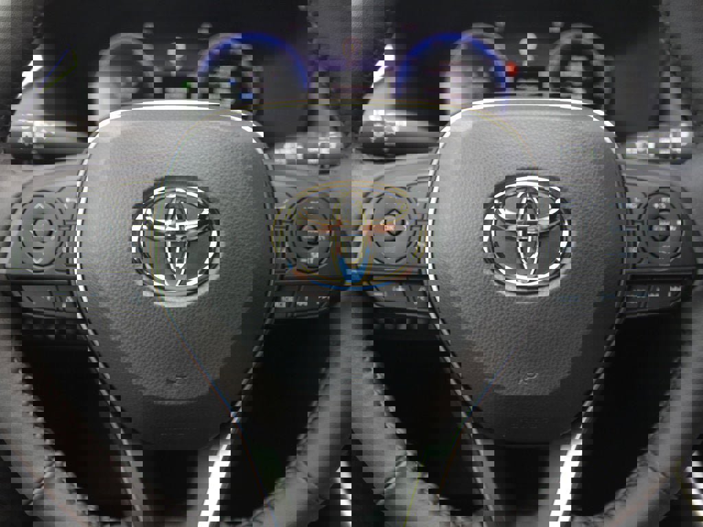 Used 2025 Toyota RAV4 XSE image 19