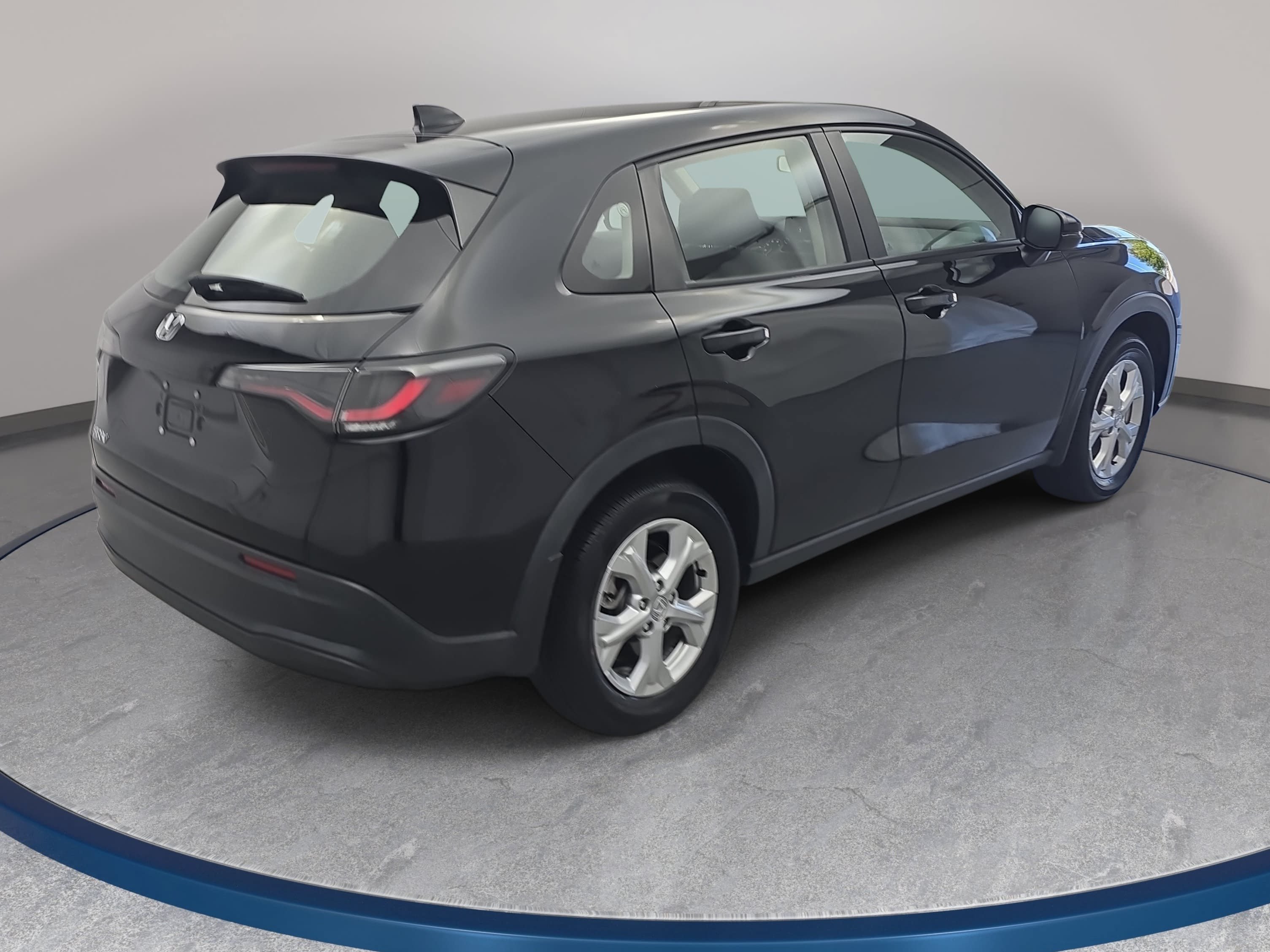 Used 2023 Honda HR-V LX image 5