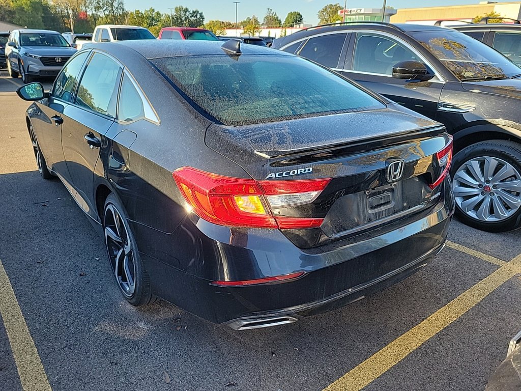 Used 2018 Honda Accord Sport image 4