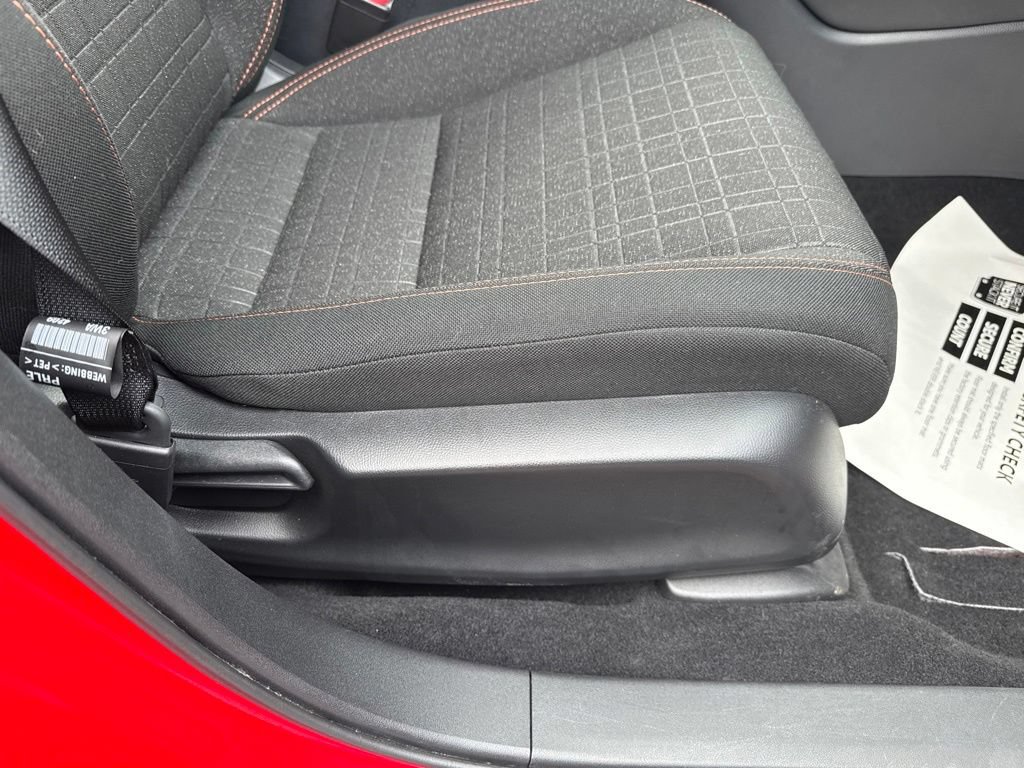 Used 2025 Honda HR-V Sport image 27
