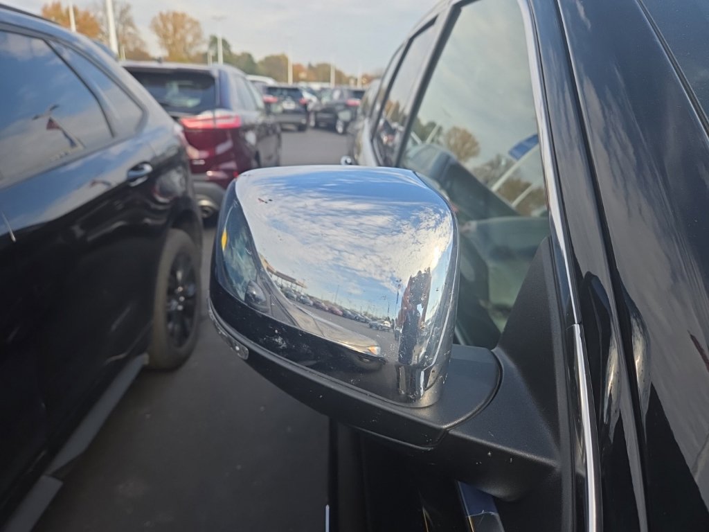Used 2020 Jeep Grand Cherokee Limited AWD/4WD image 10