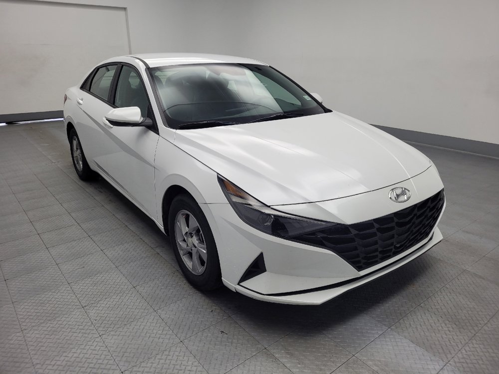 Used 2021 Hyundai Elantra SE image 13