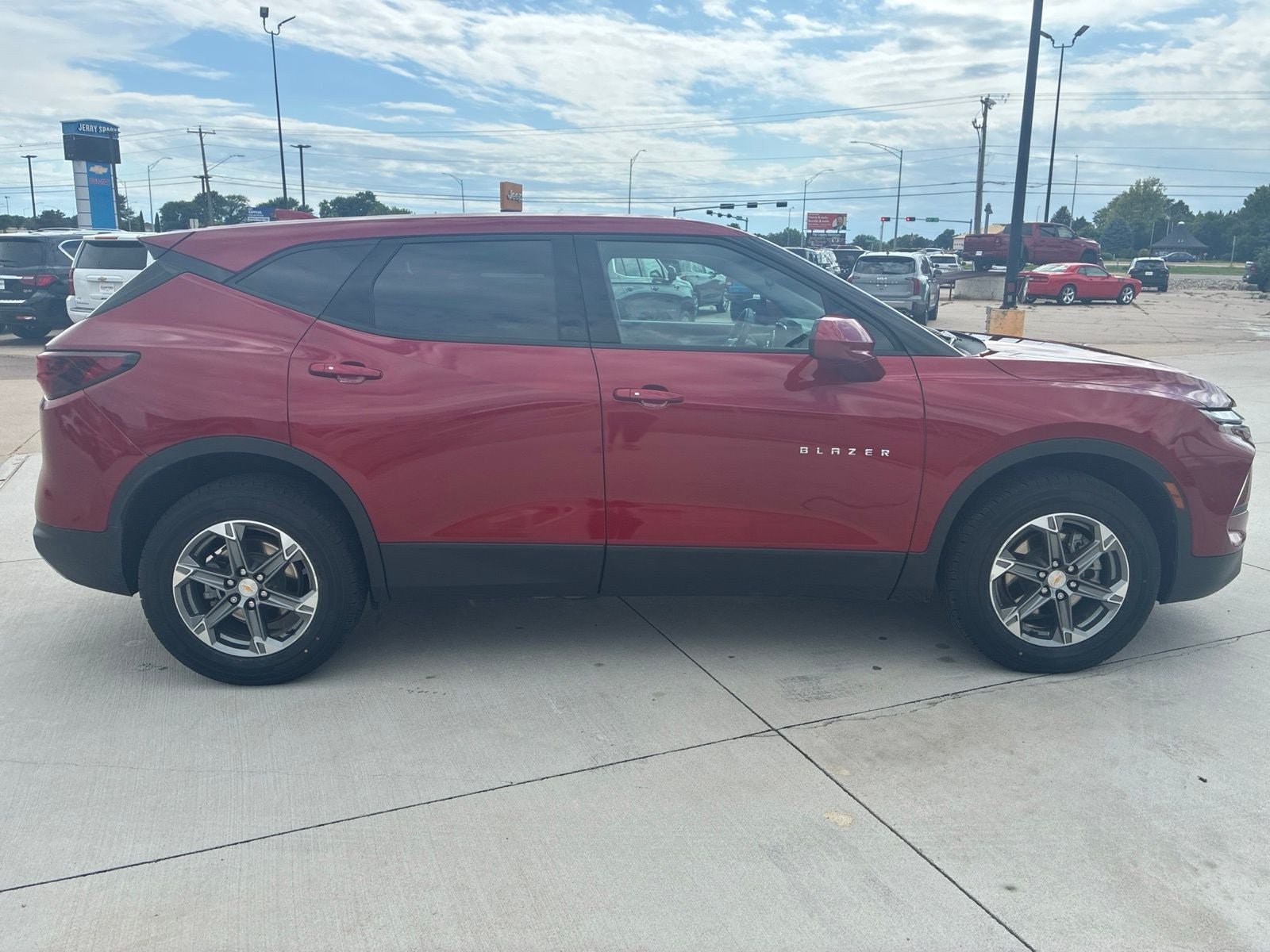 Used 2023 Chevrolet Blazer LT AWD/4WD image 7