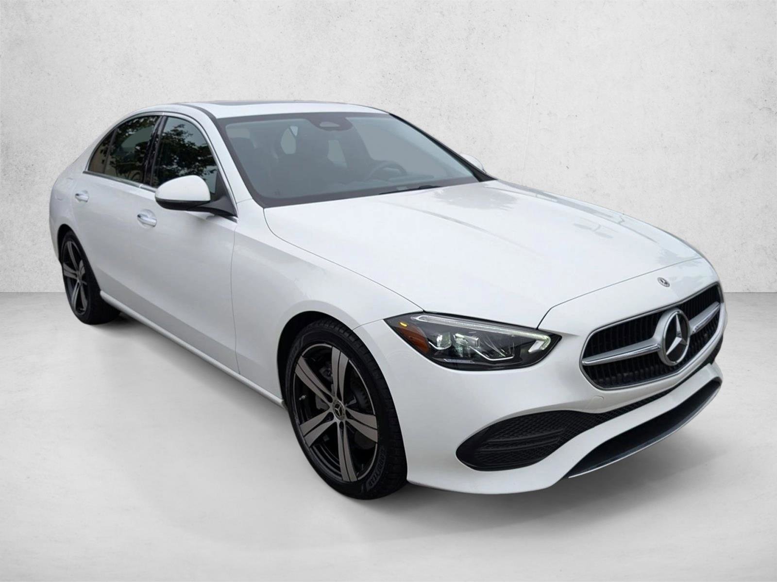 Used 2022 Mercedes-Benz C 300 Sedan image 3