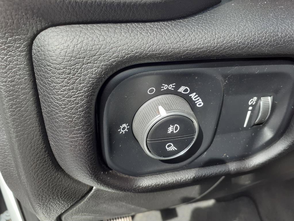 Used 2024 RAM 2500 Big Horn w/ Off Road Package image 12