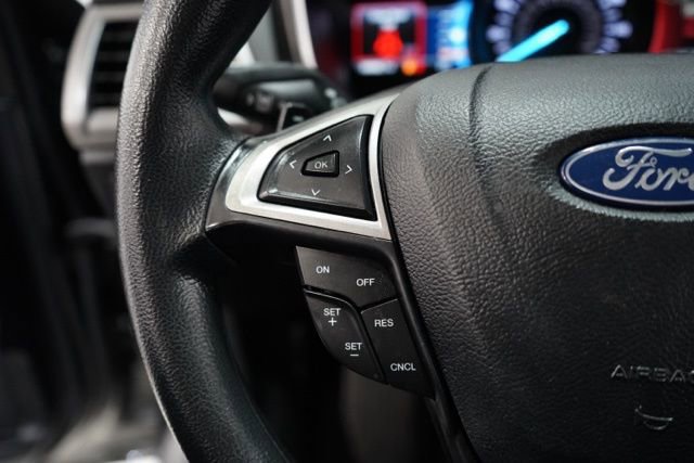 Used 2019 Ford Fusion SE image 19