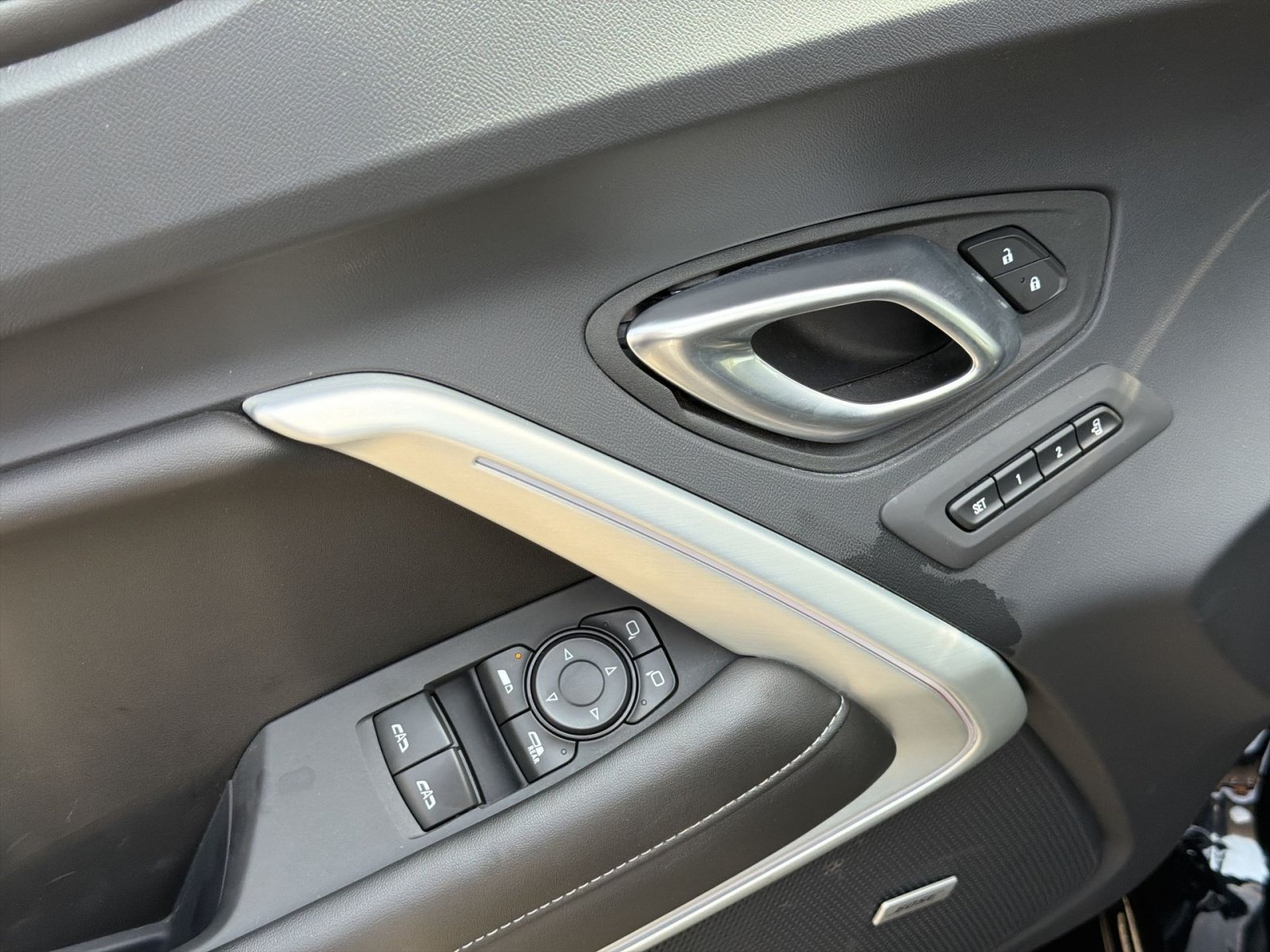 Used 2024 Chevrolet Camaro SS RWD image 15