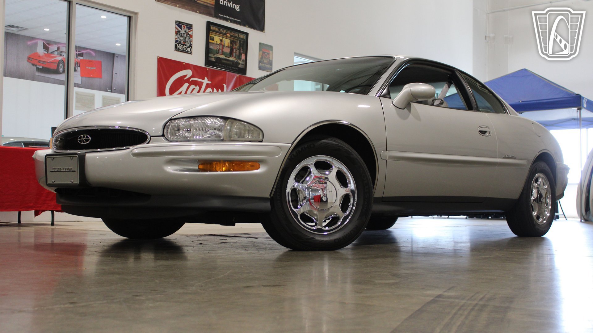 Used 1999 Buick Riviera Supercharged Coupe FWD image 20