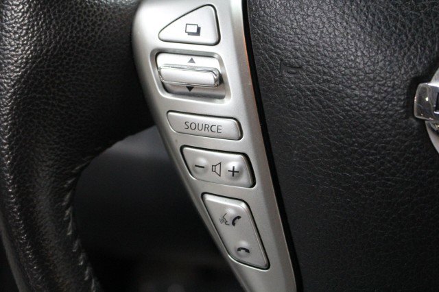 Used 2015 Nissan Versa Note SV image 11