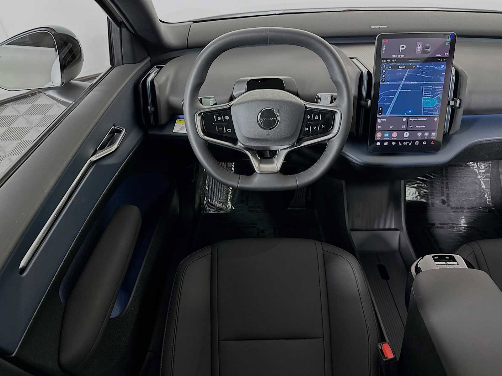 Used 2025 Volvo EX30 Ultra w/ Protection Package Premier image 21