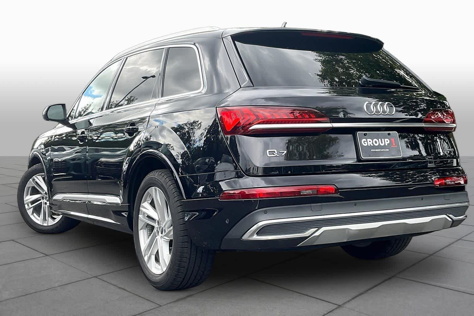 Used 2020 Audi Q7 3.0T Prestige AWD/4WD image 11
