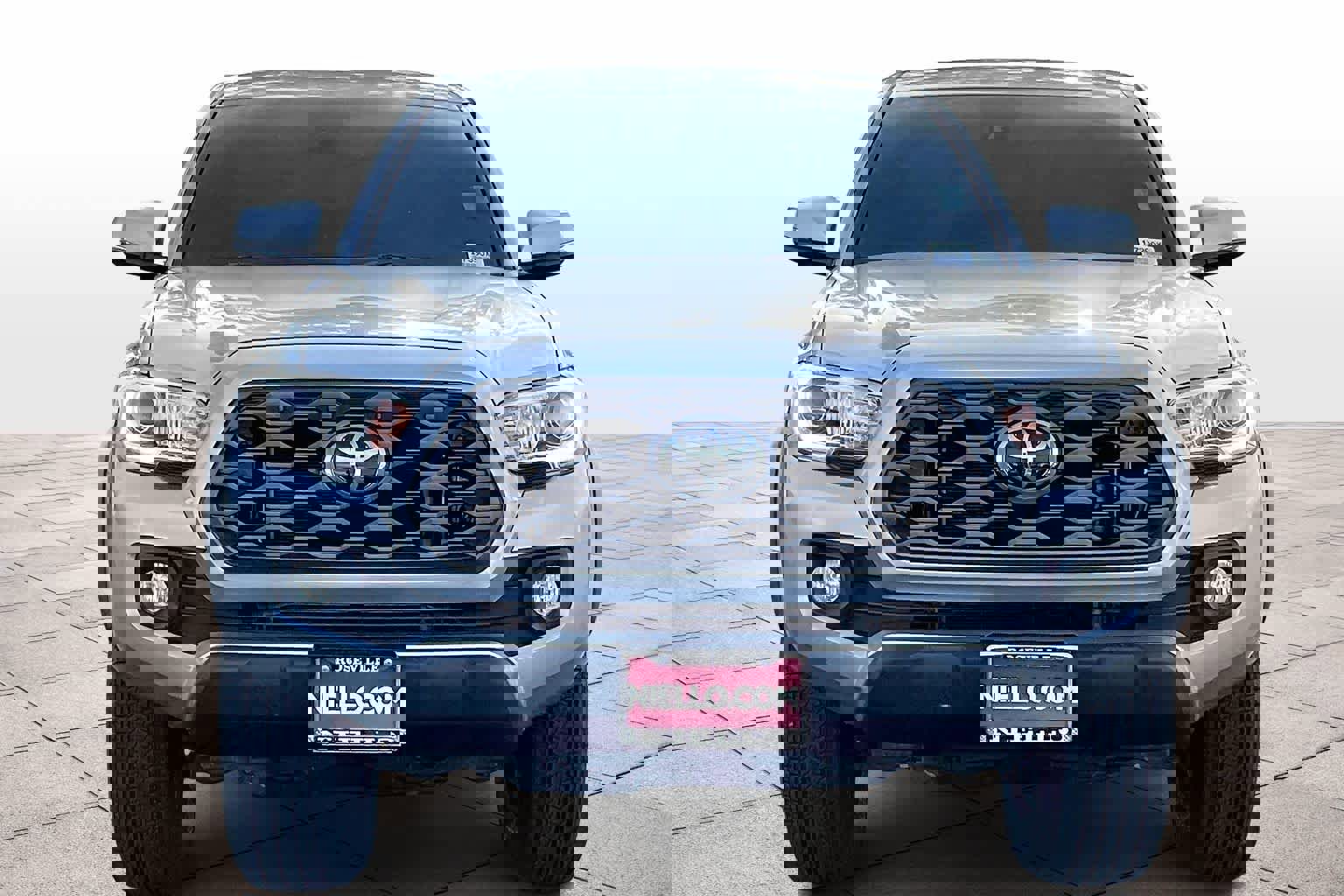 Used 2022 Toyota Tacoma TRD Off-Road image 3