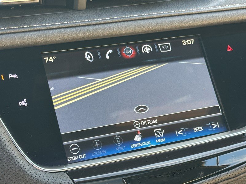 Used 2018 Cadillac XT5 Premium Luxury w/ Driver Assist Package image 28