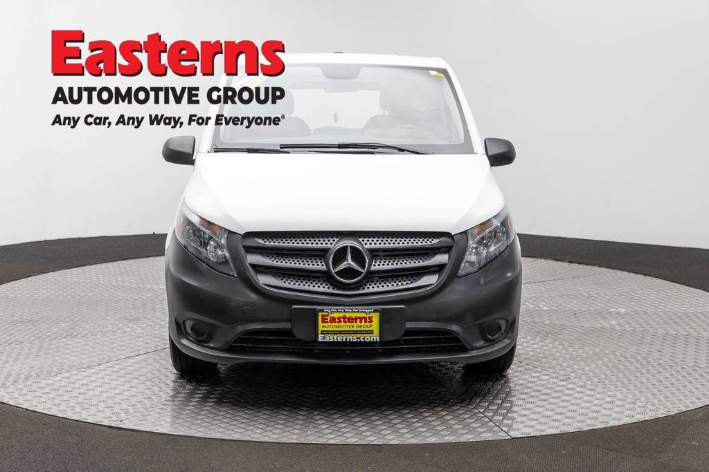 Used 2022 Mercedes-Benz Metris image 2